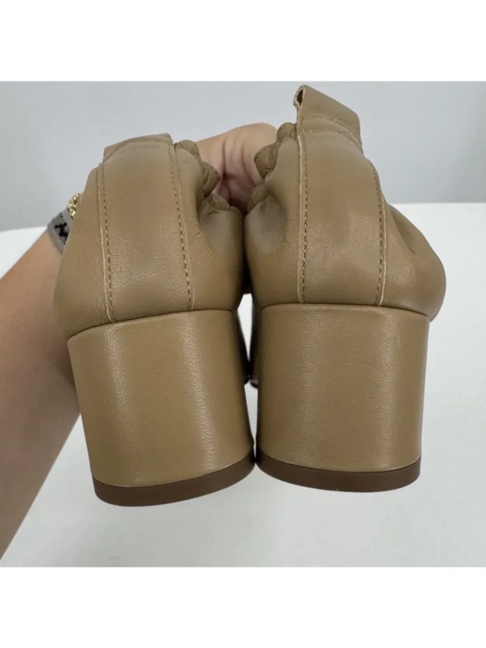 Everlane Italian Leather Day Heel Light Taupe 6.5 Women's Elastic Back Comfort